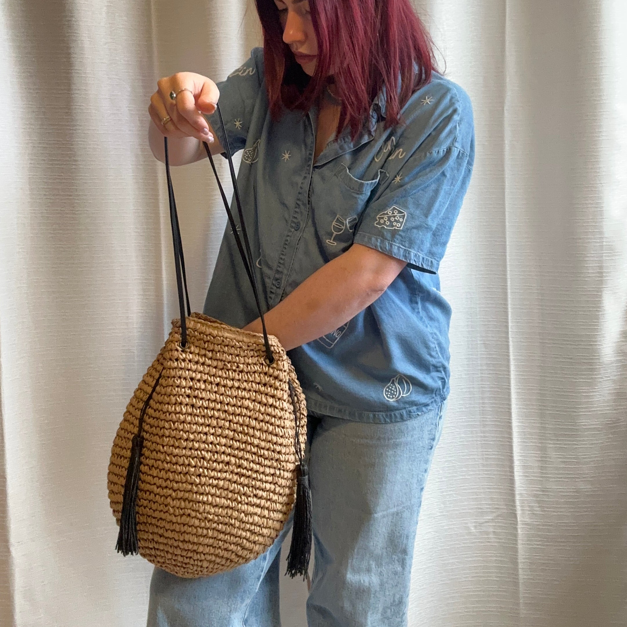 Natural Woven Tassel Bucket Bag