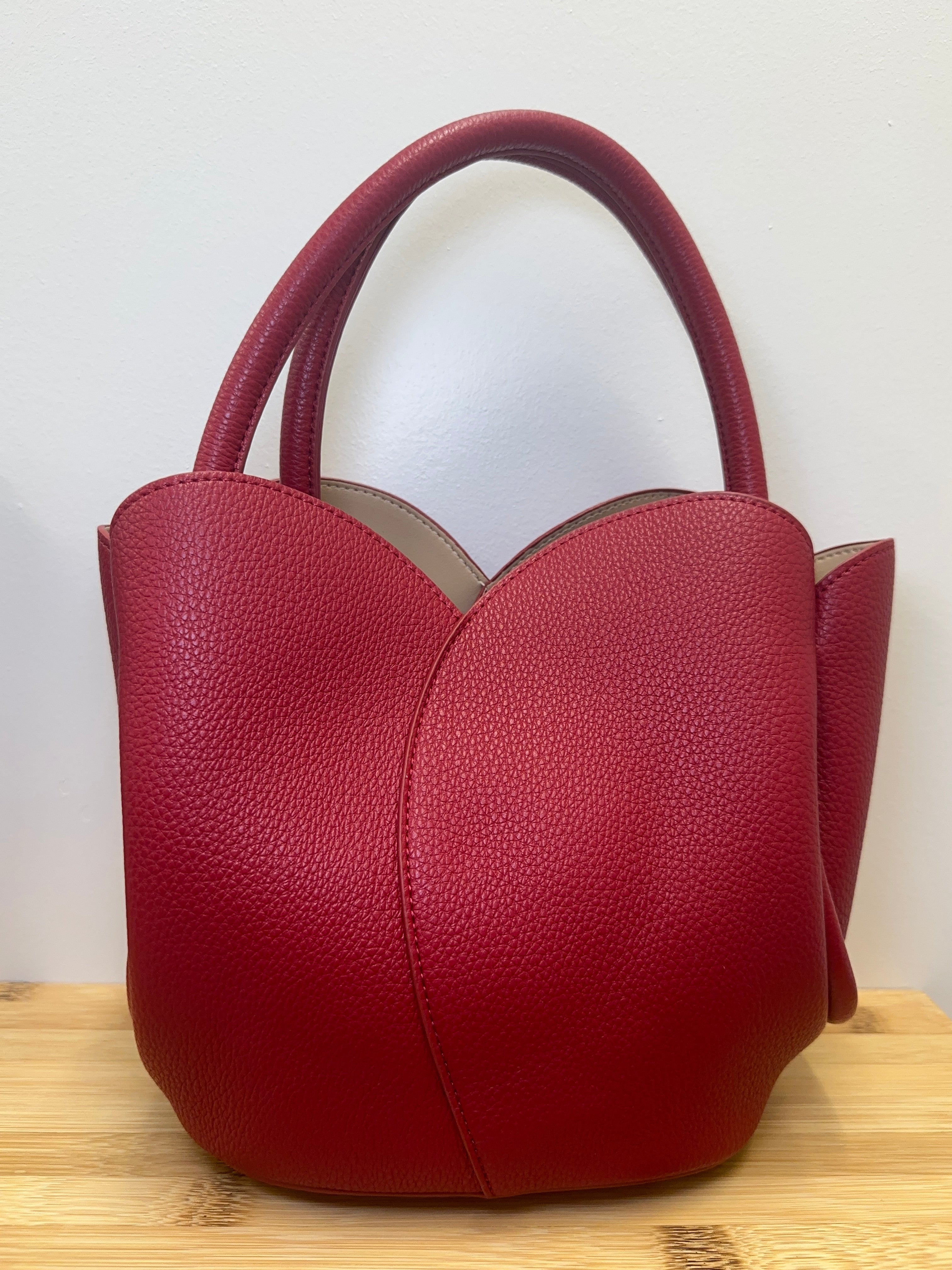 Melie Bianco Red Tulip Bag
