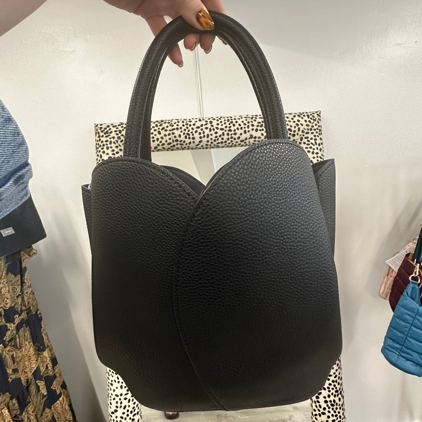 Melie Bianco Black Tulip Bag